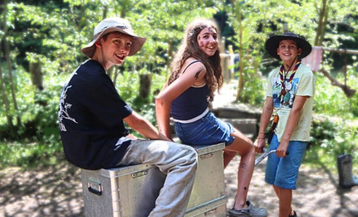 Die Pfadfinder aus dem Steyrtal bei einem gemeinsamen Projekt. (Foto: Pfadfinder Steyrtal)