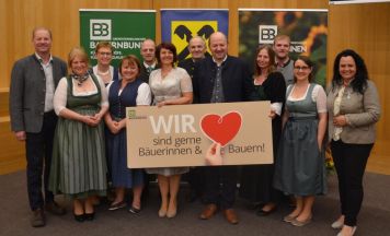 Bezirksbauernrat Kirchdorf: Sabine Sieberer zur Bezirksbäuerin wiedergewählt