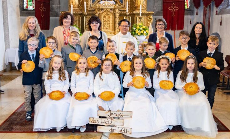 Beim Fest der Erstkommunion (Foto: Josef Moser)
