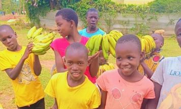 Hoffnung aus eigener Kraft: Steyrlinger Verein hilft Kindern in Kenia