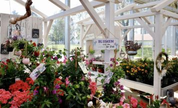 Frühlingsfest mit Weinverkostung in der Stiftsgärtnerei Kremsmünster