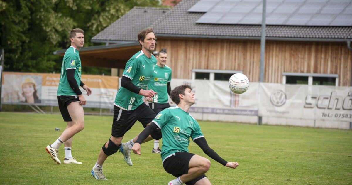 Faustballer aus Kremsmünster gewinnen Derbykrimi gegen Nußbach