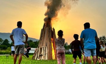 Sonnwendfeuer des Roten Kreuzes Kirchdorf lädt zum Feiern für den guten Zweck