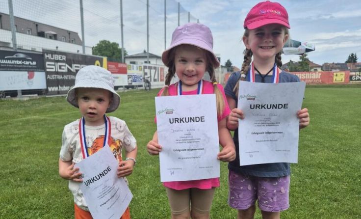 Für ihre Teilnahme bekamen die kleinen Sportler eine Urkunde. (Foto: Naturfreunde Ried/Traunkreis)
