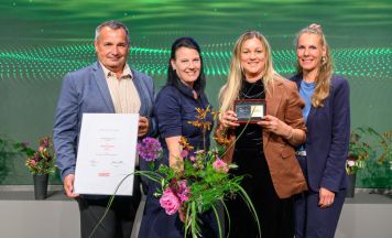 Kirchdorfer Floristin für 25 Jahre Branchentreue geehrt