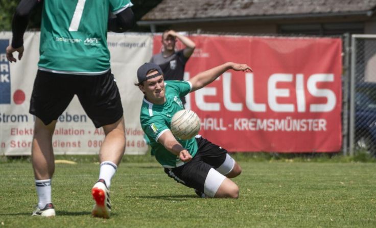 Max Kadisch, Faustballer beim TuS Kremsmünster (Foto: Kathrin Wirth)