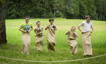 Großes Spielefest für Familien auf der Höss