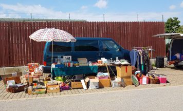 Kofferraum-Flohmarkt lädt in Kirchdorf zum Stöbern ein