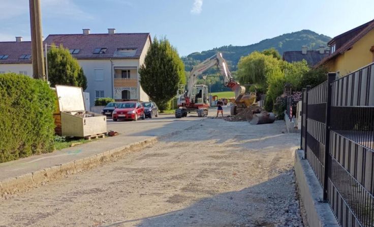 In der Burgstraße sind die Arbeiten weit fortgeschritten. (Foto: Marktgemeindeamt Micheldorf)