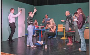 Junge Dilettanten feiern Premiere in Kremsmünster