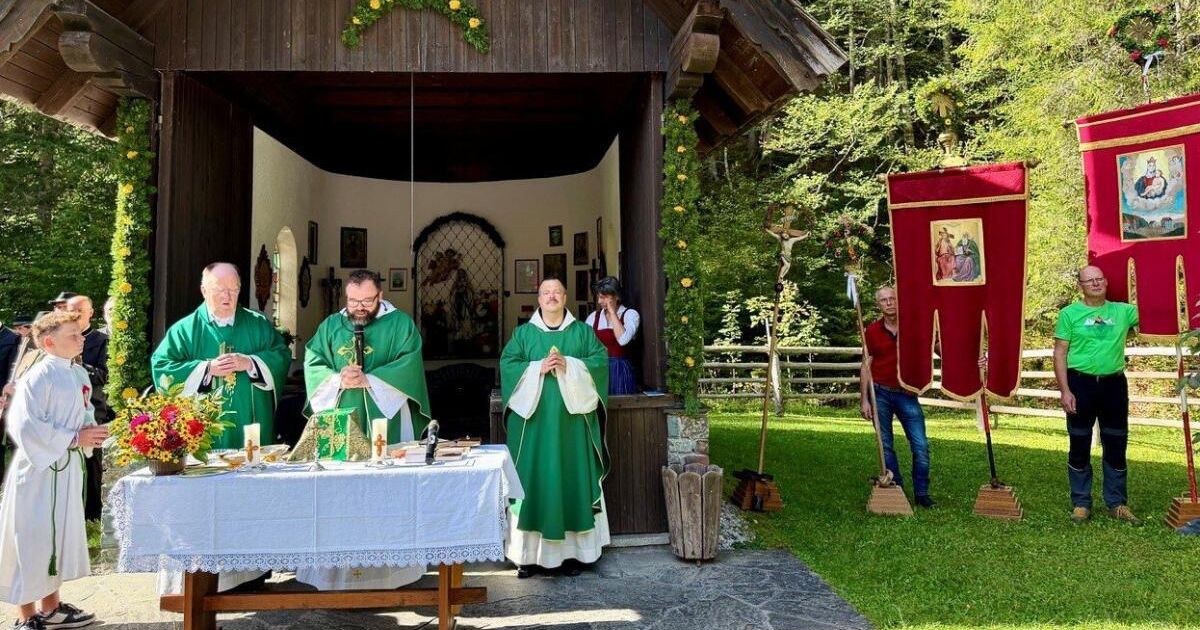 Im Hengstpassgebiet erinnert die Rot-Kreuz-Kapelle an 50 Jahre