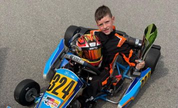 Achtjähriger Roßleithner holt zwei Meistertitel im Kartsport