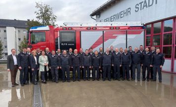 Langer-Weninger hört Feuerwehren im Bezirk Kirchdorf zu