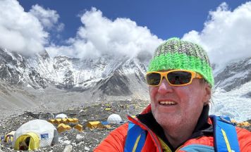 Helmut Pichler bringt drei Himalaya-Vorträge in den Bezirk Kirchdorf