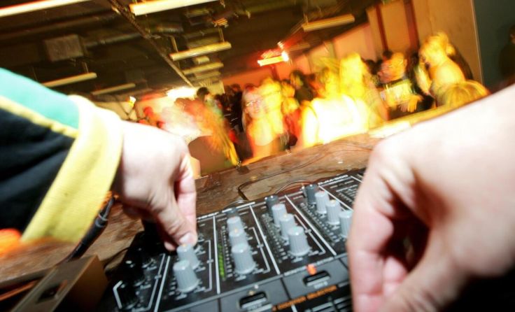 Lieder können auch verunstaltet werden. (Foto: Volker Weihbold)