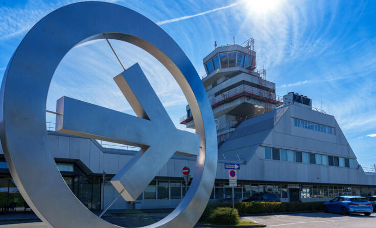 Das Land könnte seine Anteile am Flughafen abgeben. (Foto: FOTOKERSCHI / MARKUS HAUSER)