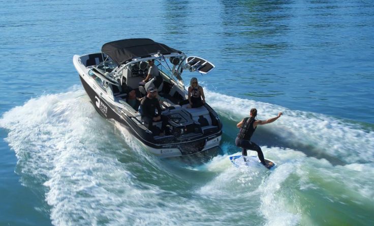 Wakesurfen ist auch auf der Donau in Linz möglich. (Foto: Wakesurfcrew)