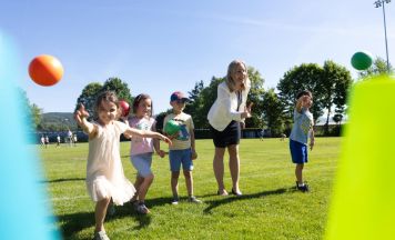 Sport und Spaß mit den Stars für Kinder in Linz