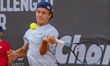 ATP Challenger Oeiras – Joel Schwärzler besiegt zweifachen Grand-Slam-Sieger