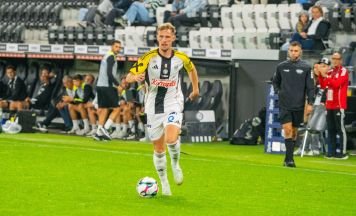LASK holt Tabellenführung in der Fußball-Bundesliga durch Kantersieg in Hartberg