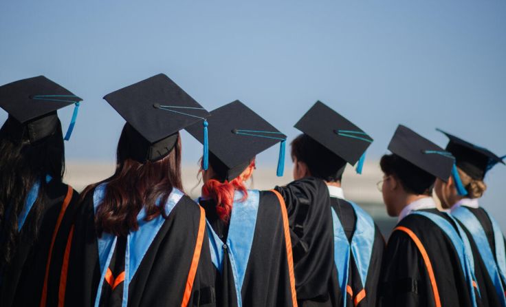 Die richtige Studienwahl ist wichtig für den späteren Berufsweg. (Foto: stock.adobe.com/Treecha)