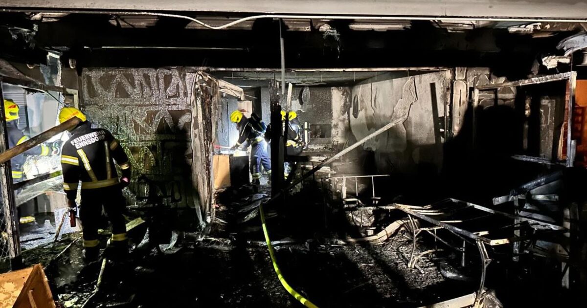 Pyrotechnik löste Brand in Mehrparteienhaus in Ennsdorf aus