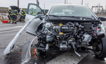 Drei Personen bei Unfall in Enns verletzt