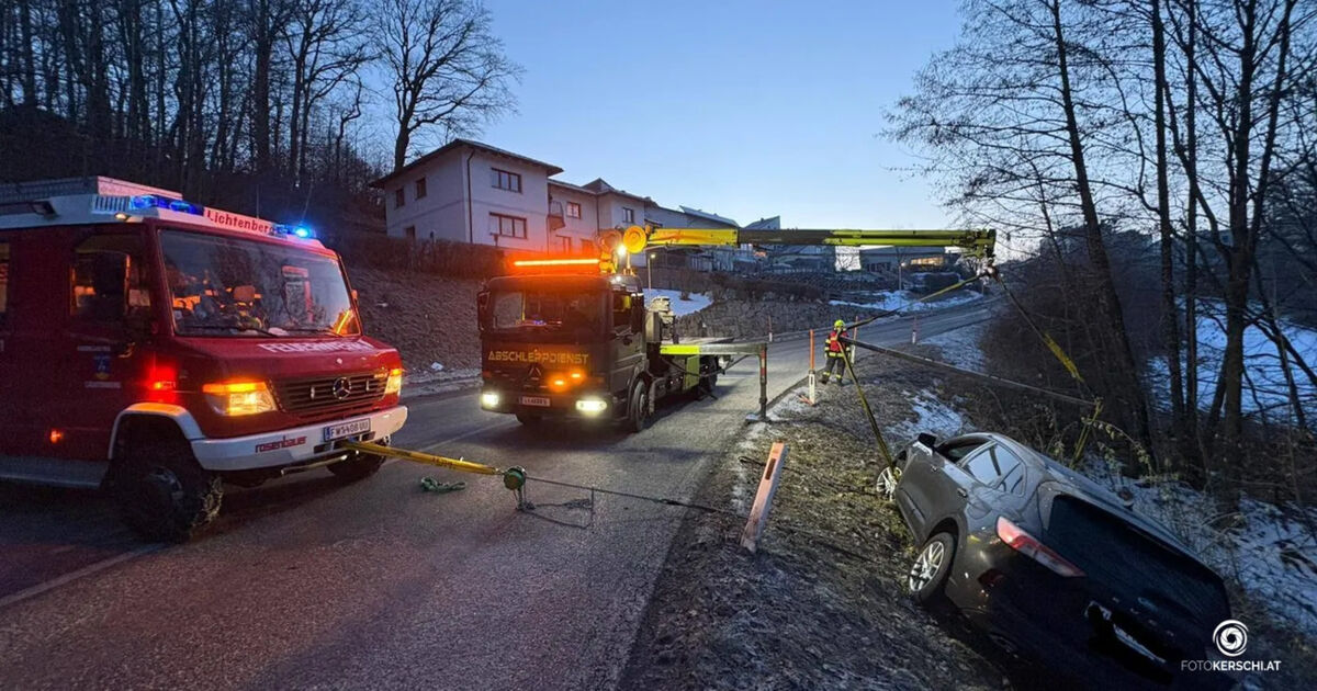 Auto in Lichtenberg aus steilem Abhang geborgen