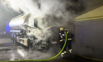 Lkw-Brand im Ennser Industriegebiet