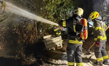 Feuerwehreinsatz in Bad Leonfelden wegen eines brennenden Komposthaufens