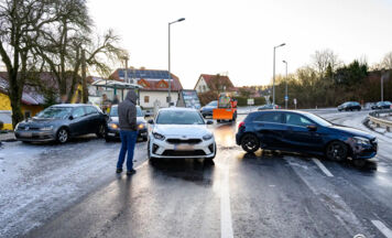 Mehrere Autos in Unfall in St. Florian verwickelt