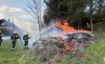 Strauchschnitt und Kompost in St. Florian in Vollbrand