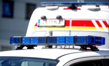 13-Jähriger stoppt Auto und rettet Vater nach medizinischem Notfall