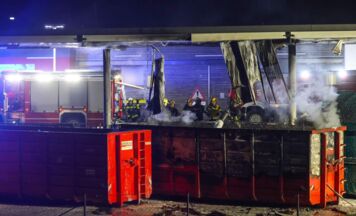 Containerbrand verursacht hohen Sachschaden im Altstoffsammelzentrum Wels‑Neustadt