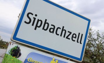 53-Jähriger stirbt bei Traktorunfall auf Acker
