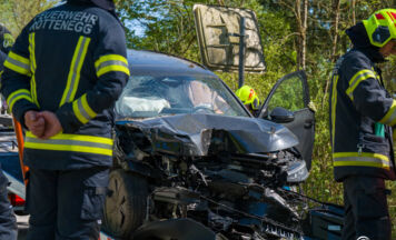 Zwei Verletzte nach Frontalcrash bei Rottenegg