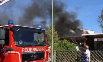 Photovoltaikanlage auf Carport in Wels-Puchberg in Brand geraten