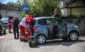 Unfall mit Mopedauto in Marchtrenk: eine Person verletzt