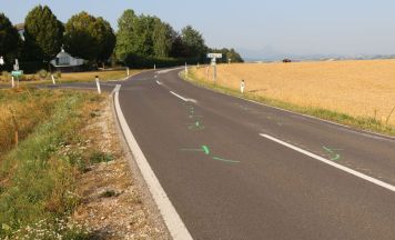 Radfahrer aus Steyr stirbt nach Kollision mit Pritschenwagen in Wartberg an der Krems