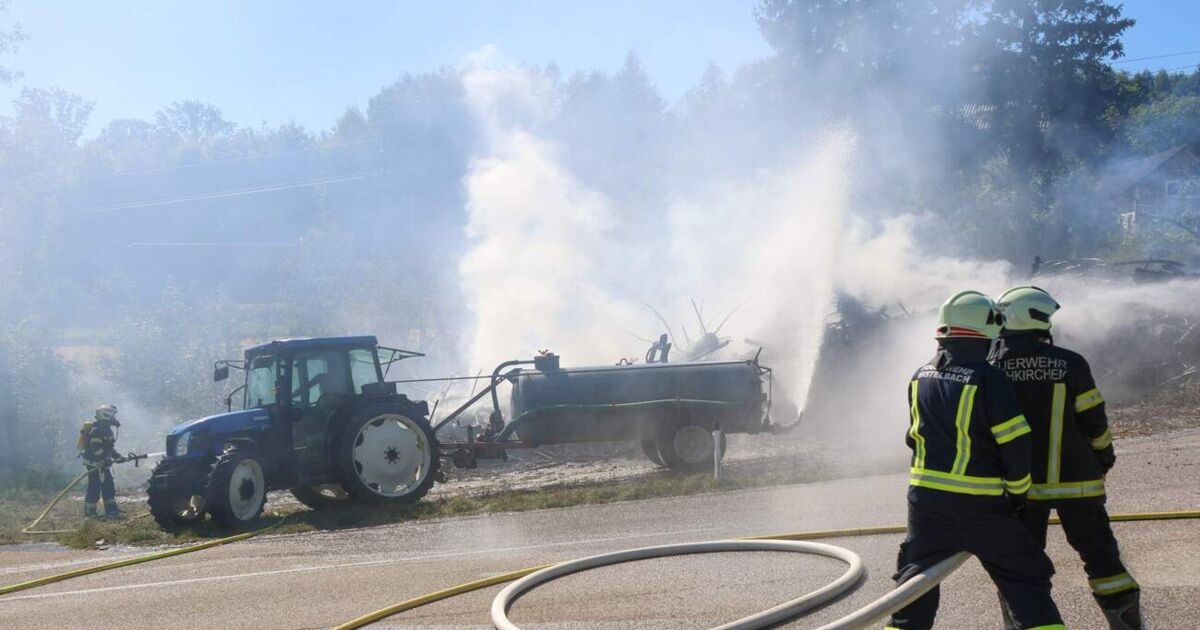 Seven fire departments extinguish burning woodpile in Buchkirchen