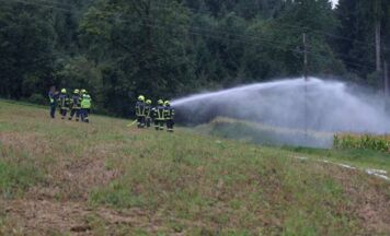 Brand an Mittelspannungsmast in Edt bei Lambach