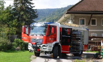 Kleinbrand im Wohnzimmer eines Bauernhofes in Inzersdorf im Kremstal schnell gelöscht