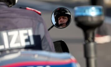 Motorradlenker (22) fuhr in Hartkirchen 158 statt 100 km/h