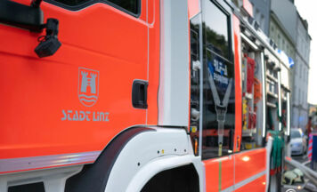 Großeinsatz nach Brand eines Liefertransporters im A26-Tunnel
