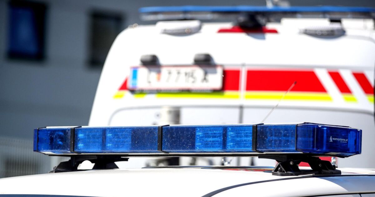 Schwerer Unfall in Pasching: Motorradfahrer nach Kollision mit Pkw ins ...