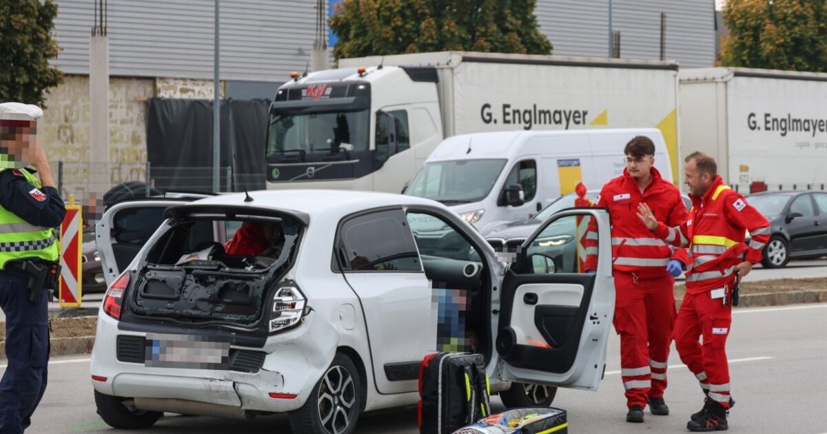 Zwei Kilometer Stau nach Auffahrunfall auf der B1 in Wels