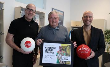 Zum 80er Gutes tun – Hermann Lambauer sammelte 6.000 Euro für Acakoro-Hilfsprojekt 