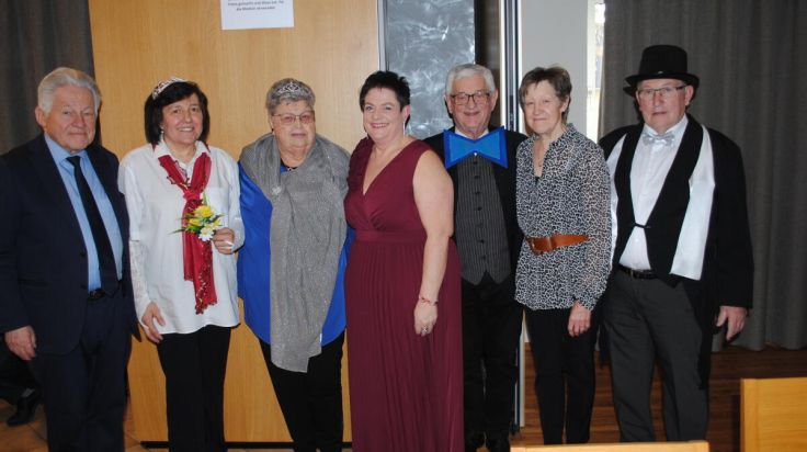 Glanzvoller Nachmittag ging beim Mitterkirchner Opernball über die Bühne