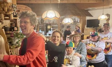 Närrisches Treiben auf der Binderalm in Grein