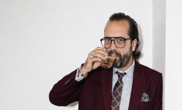 Gerald Fleischhacker feiert mit Alter Nicer Mann Oberösterreich-Premiere in Mauthausen